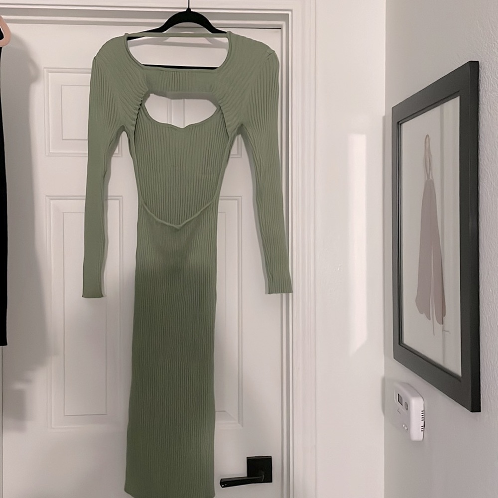12th Tribe Dara Sage Ribbed Midi Dress - Picture 8 of 8